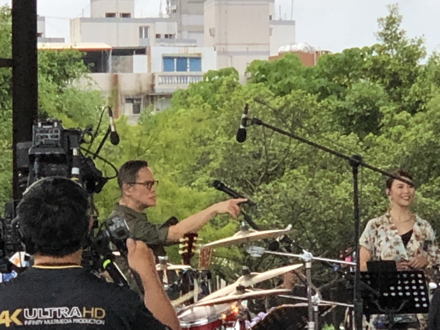 顛覆傳統 羅大佑宜花東鹿直播演唱會在宜蘭劃下感動句點