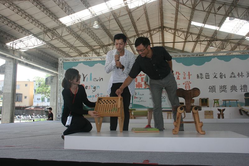 實利組銅獎作品撿輪椅墊可玩彈珠