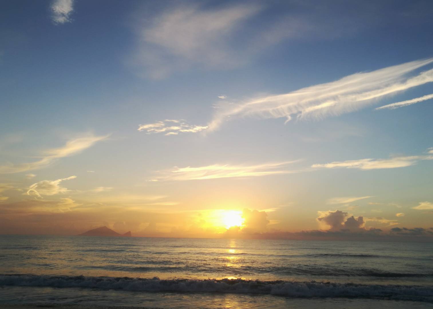 壯圍最具盛名的「龜山朝日」