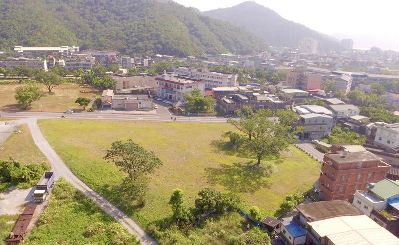 位於蘇澳鎮公所後面空曠土地是未來東台灣旅遊中繼站