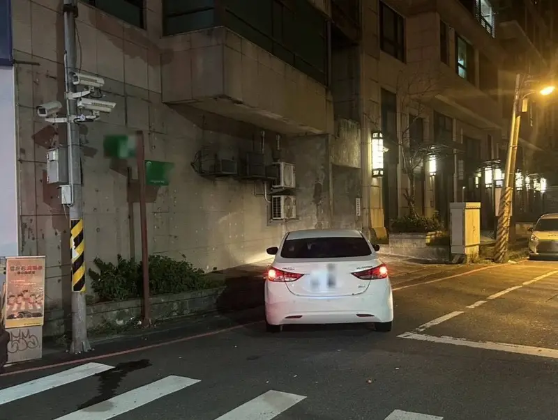 五結毒駕自撞事故現場