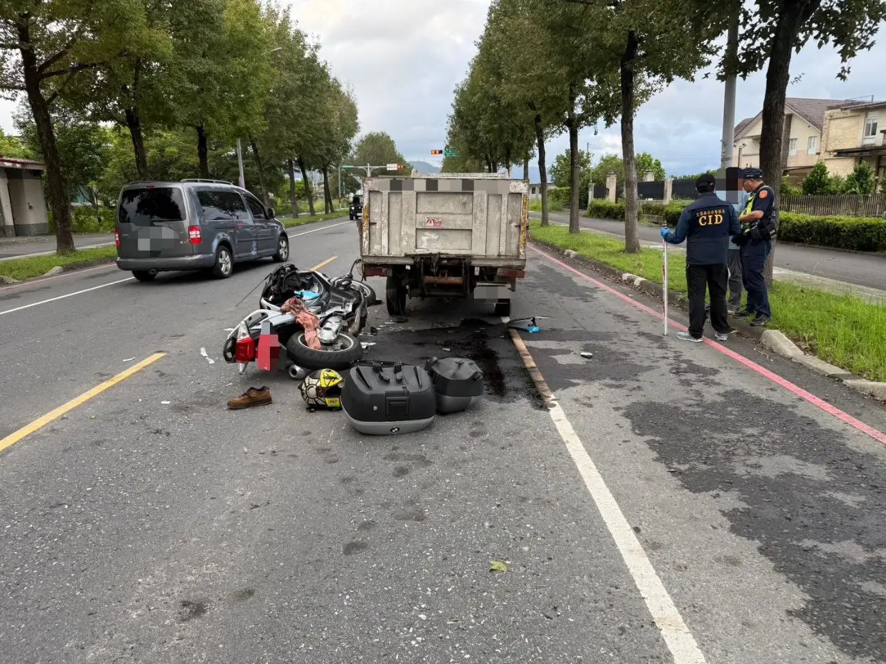 員山深洲路車禍現場