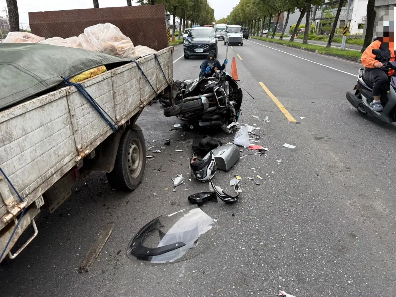 員山深洲路車禍現場