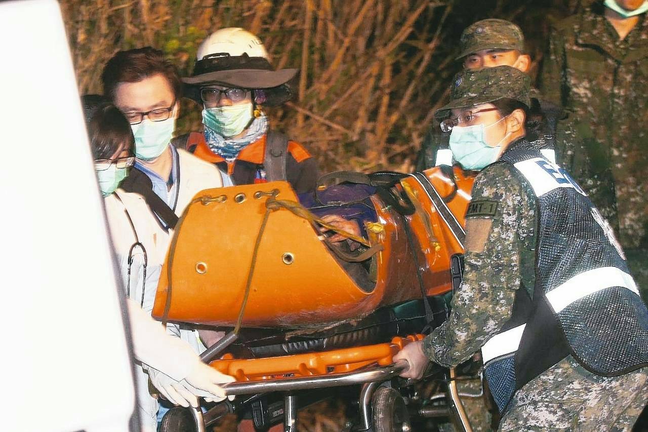 消防局藍炳智去年甫獲縣長獎 今成宜縣第一位國家搜救有功人員