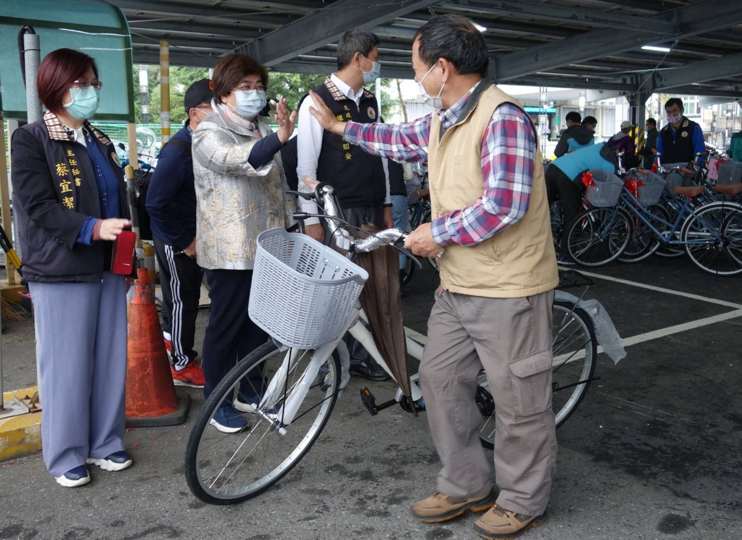 529名鄰長喜獲公務自行車
