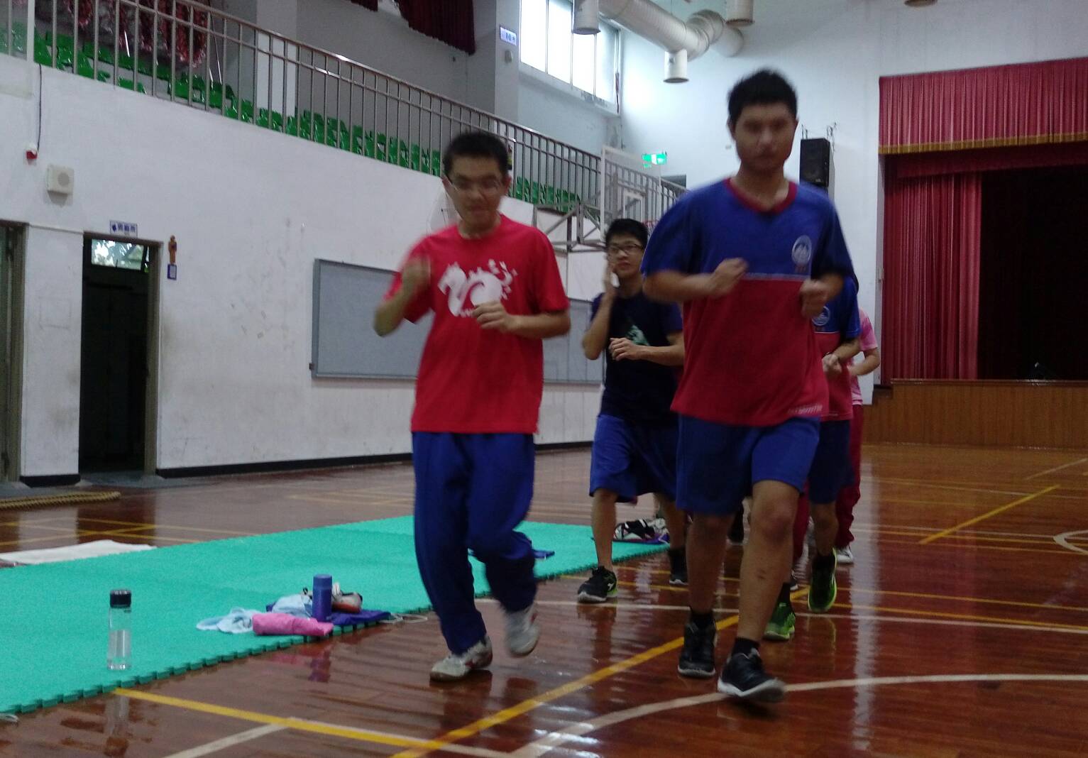 拔河隊締造了冠軍常勝軍的神話