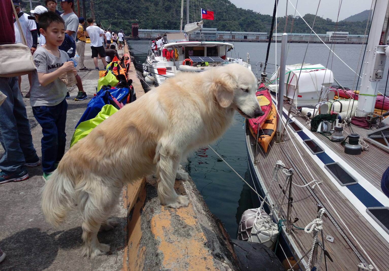 岳明海洋之子光腳號首航 橫渡黑潮勇闖石垣島