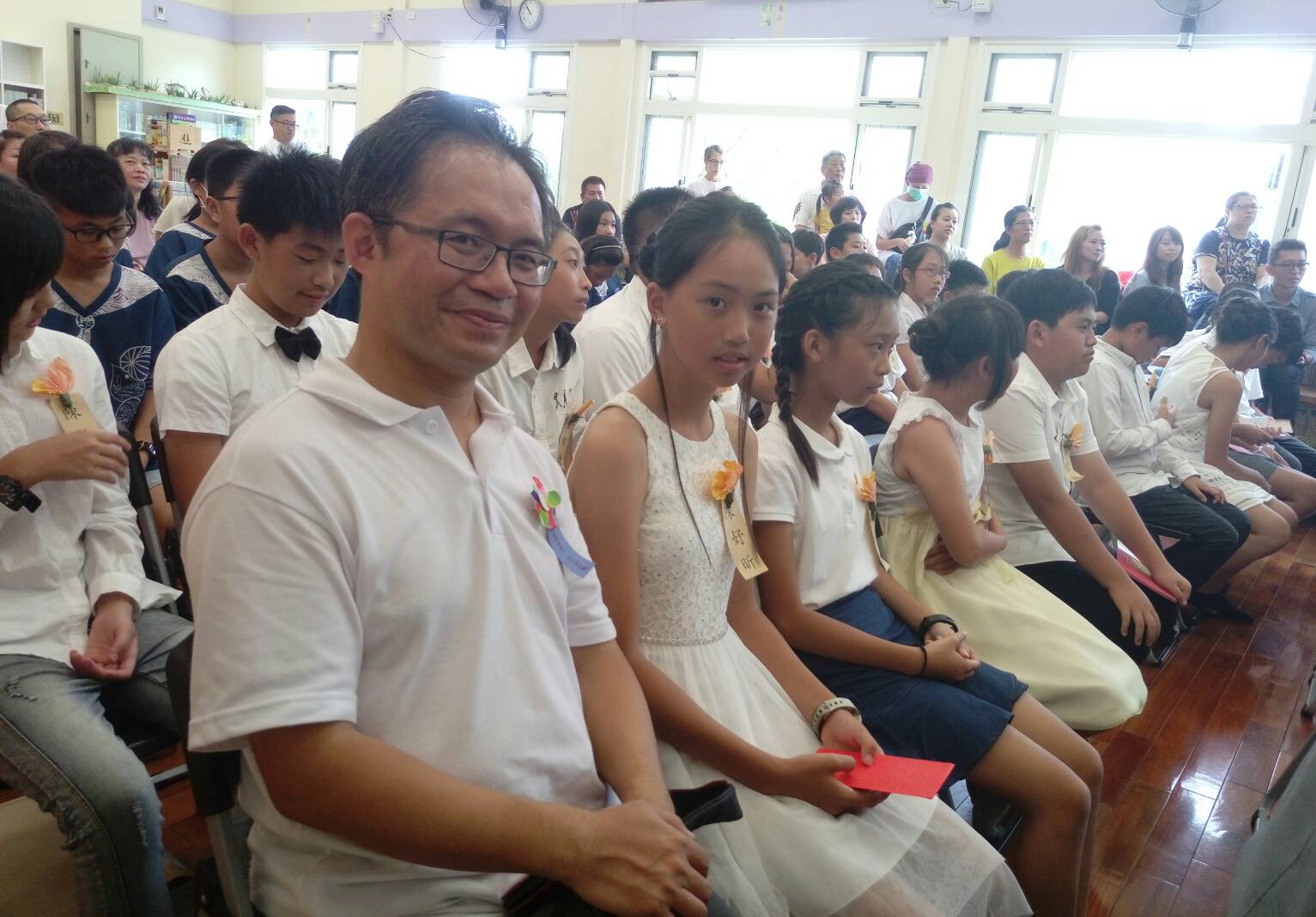 岳明國小畢業大亮點 來自海洋彼端的驚喜