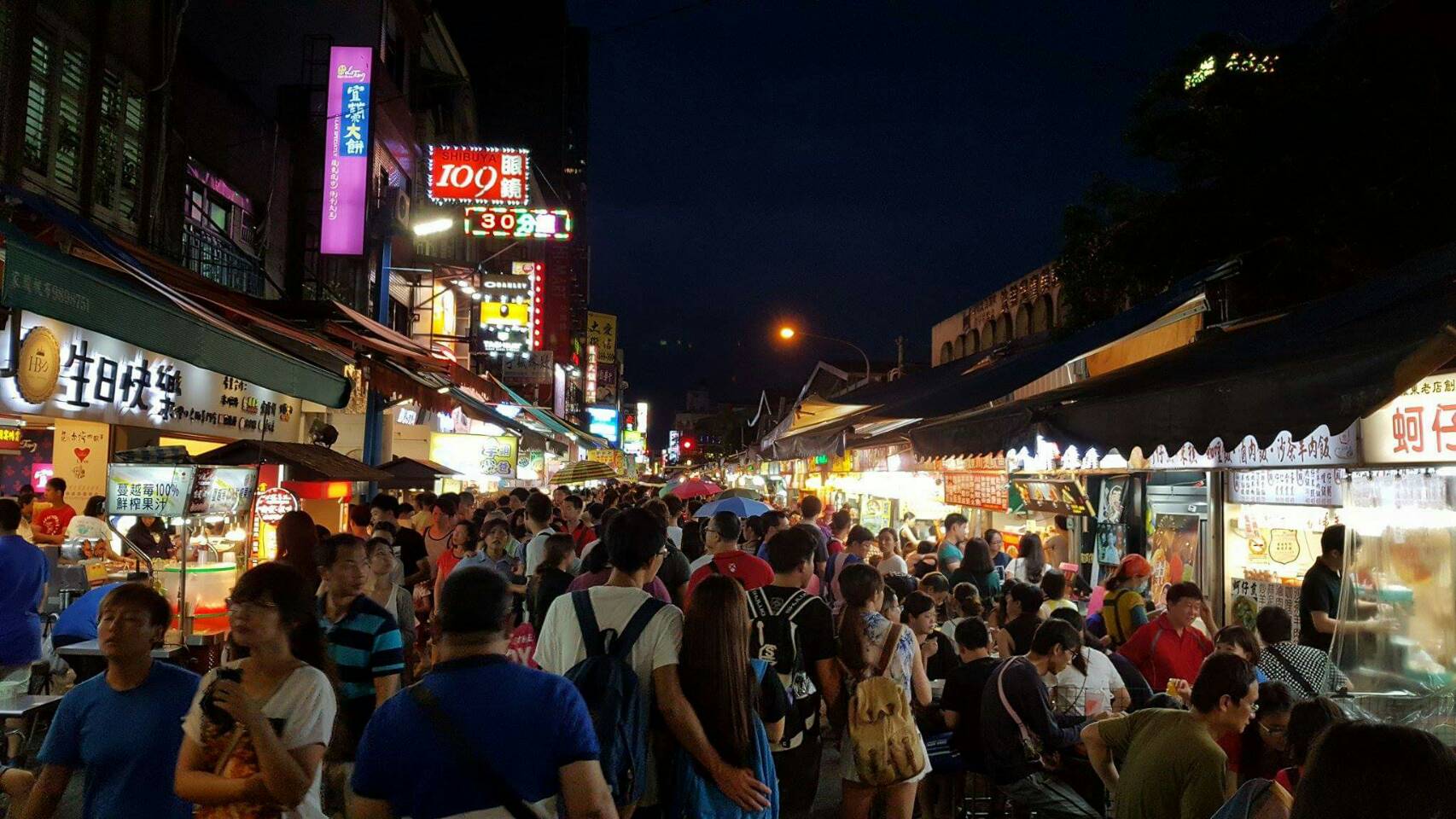 羅東夜市攤位紛爭越演越烈 鎮代會提案公權力介入