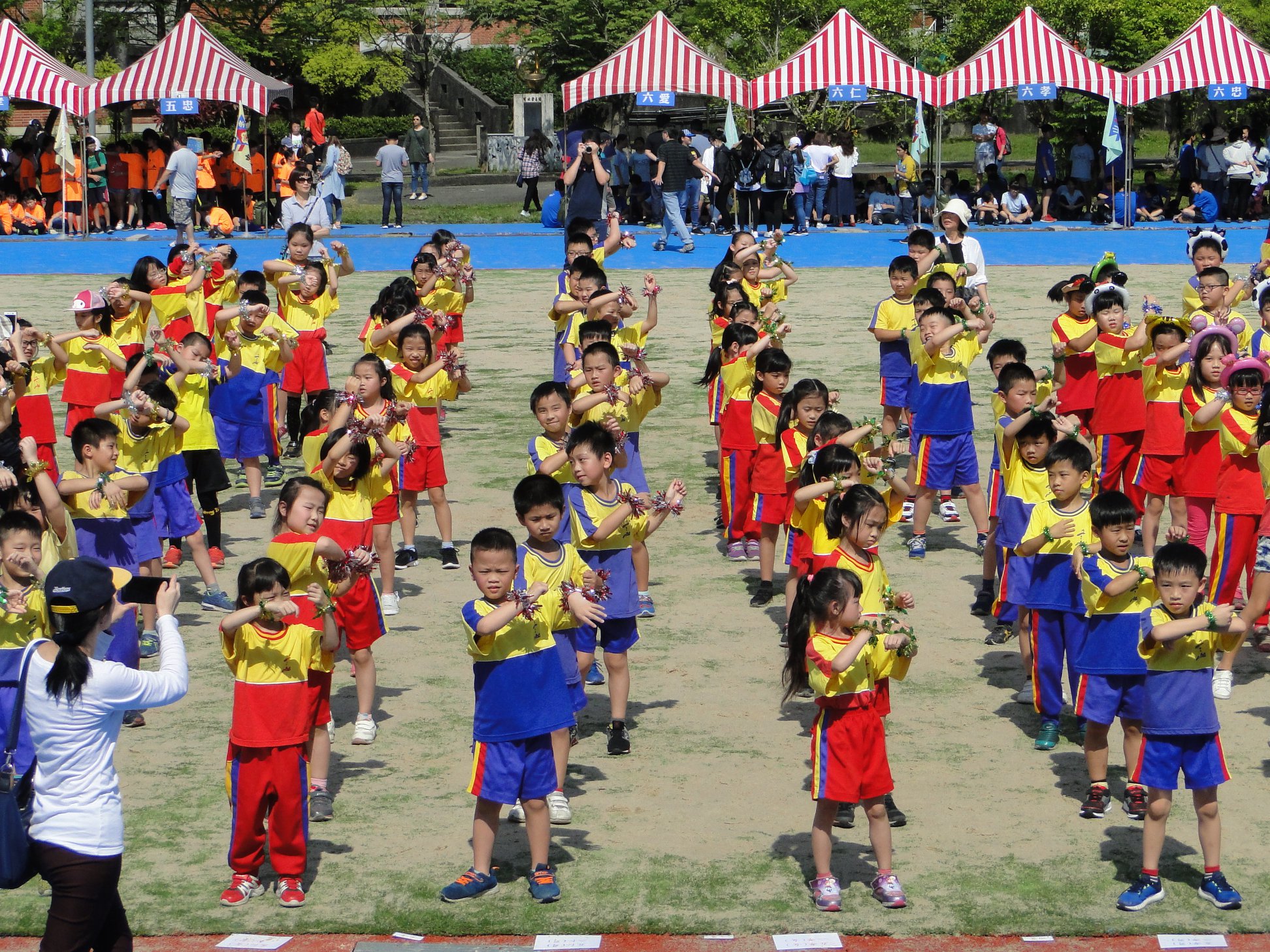 宜縣冬山國小106周年校慶 施設跑道展新貌