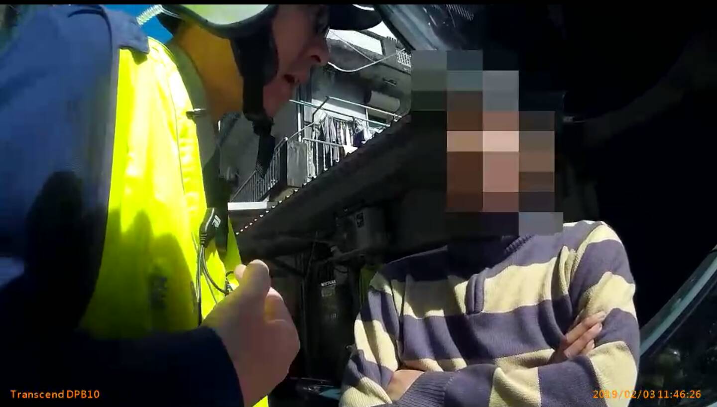 哪也按呢? 罵警察「有牌流氓」法院判無罪?