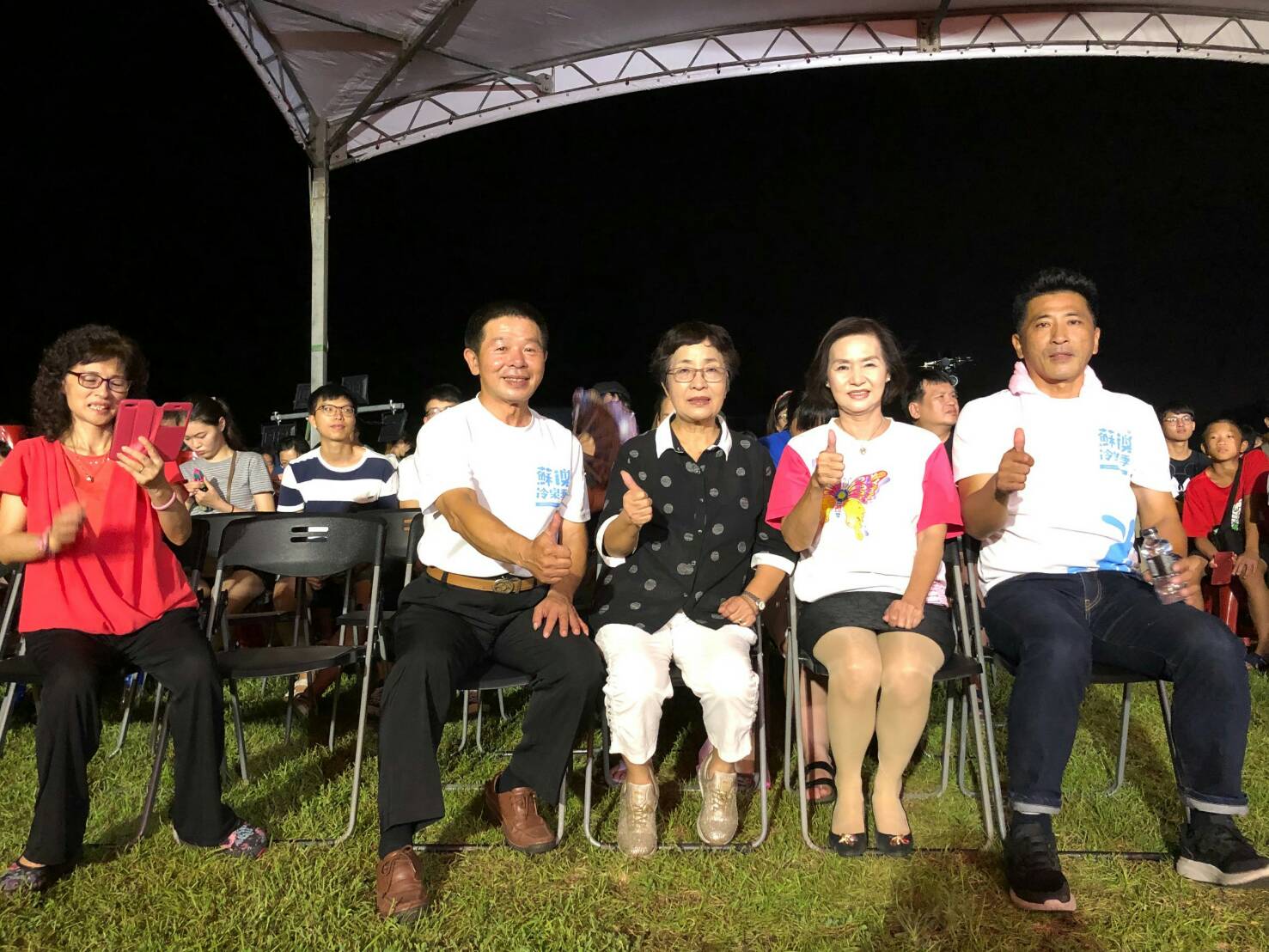草地音樂藝術節開唱 100份草地野餐搶光光~ 向隅者7/28請早