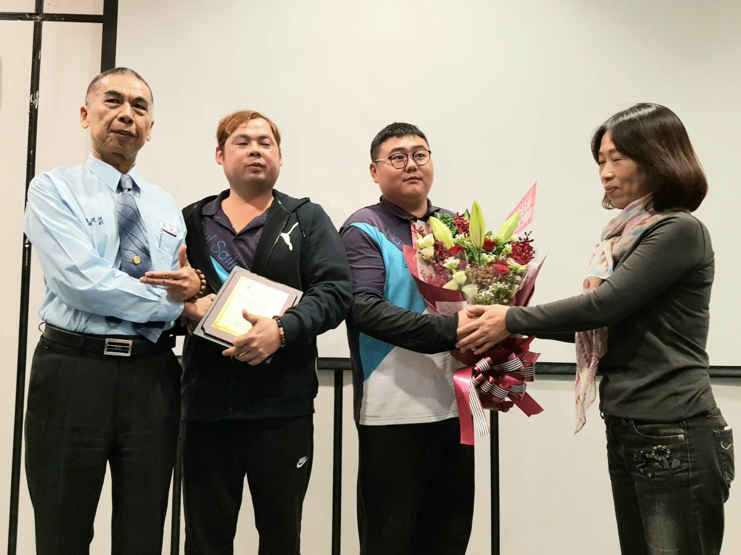 南方澳加油站人員勇救油罐車司機 中油總公司特辦表揚感恩