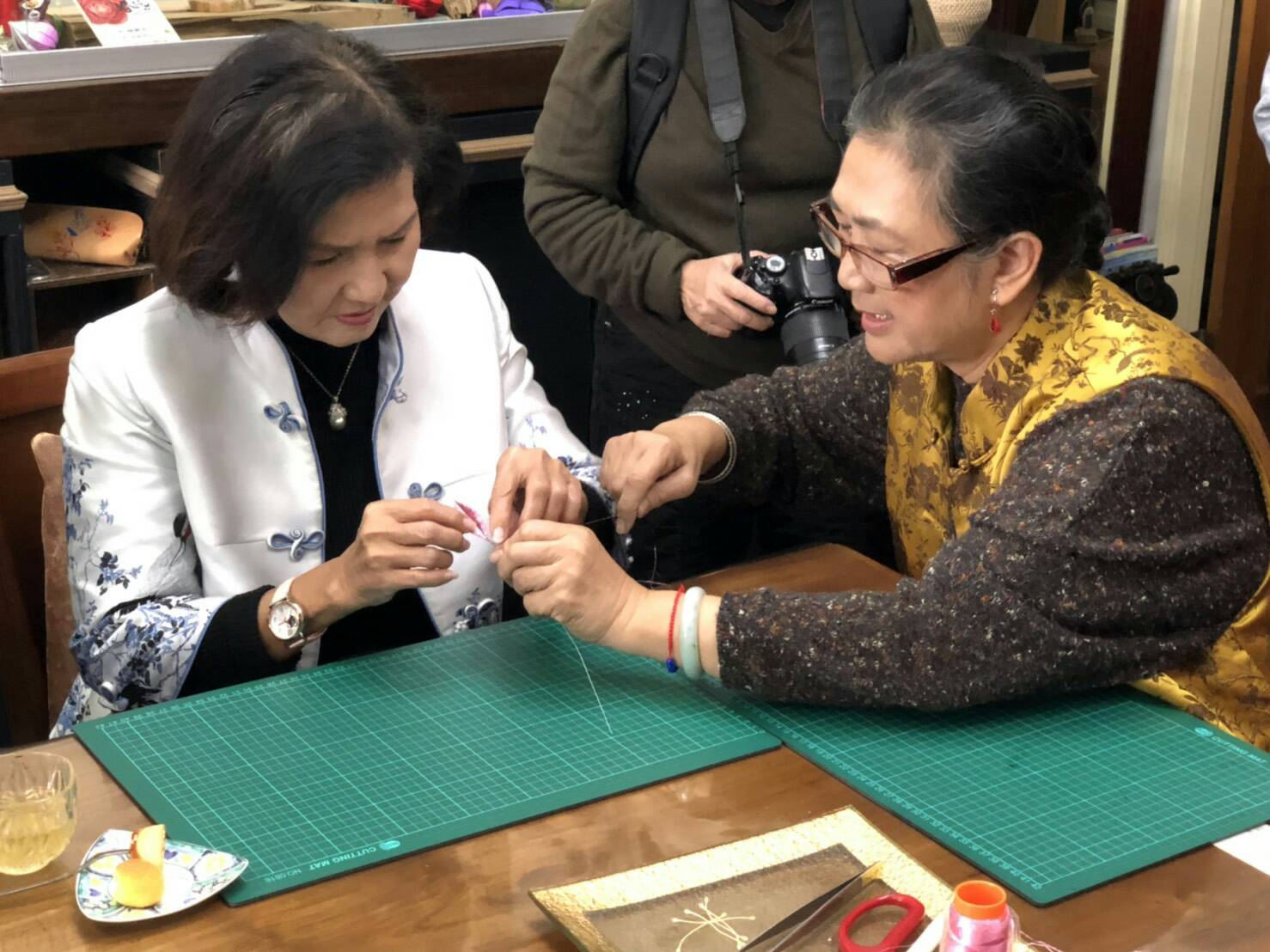 陳惠美老師獲認定:纏花工藝人間國寶 林姿妙縣長親往祝賀