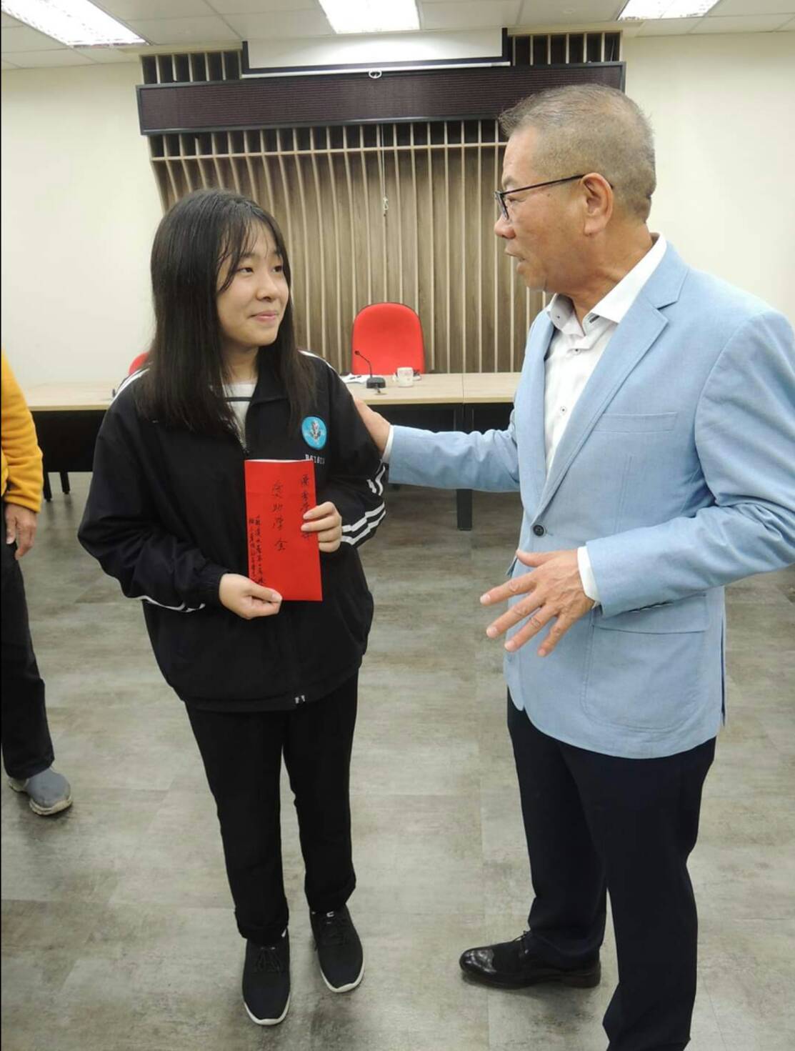 蘇水創校60年第一人 新住民鄭翠玄克服多重障礙錄取清華大學
