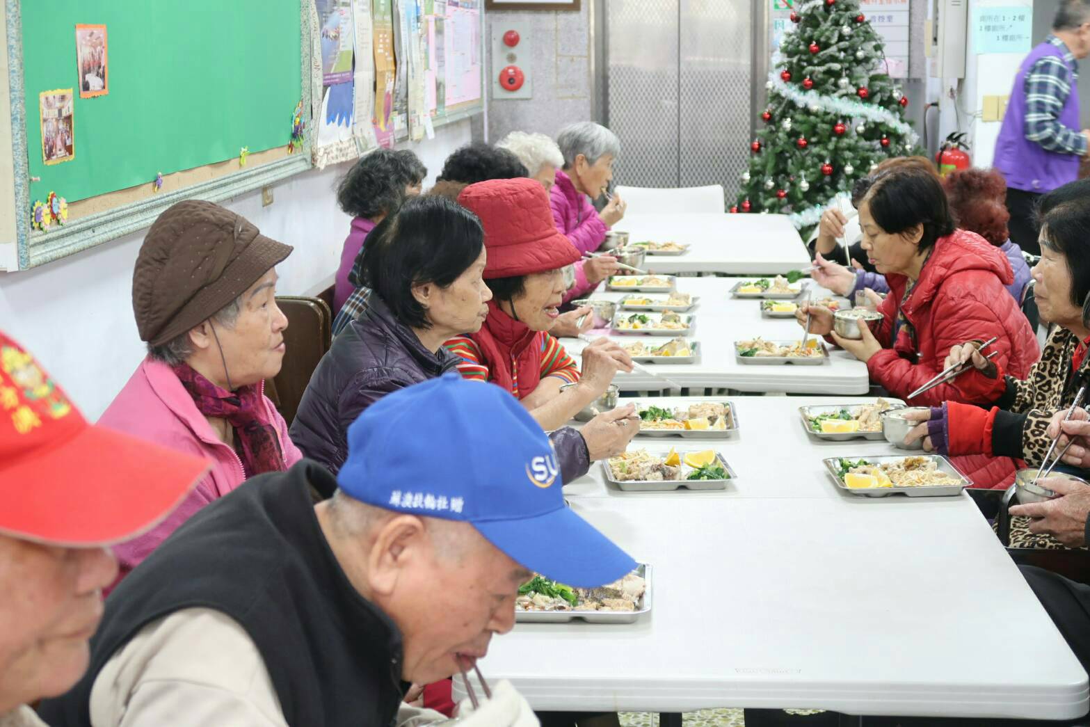 南方澳地區試辦長青食堂 歡迎長者一起前往共餐