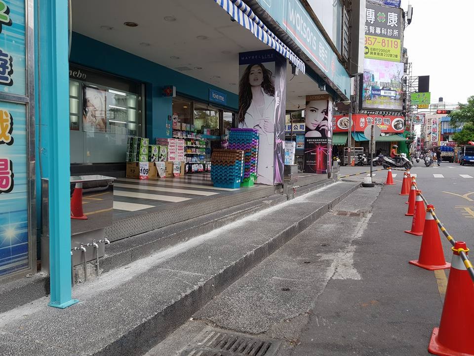 羅東夜市攤位紛爭越演越烈 鎮代會提案公權力介入