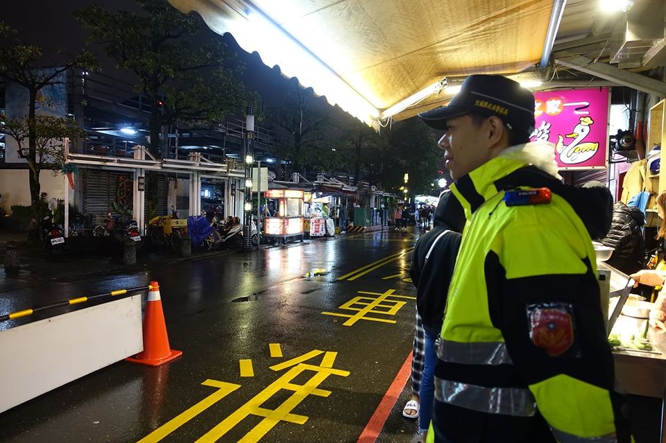 這就是我們的警察 威嚴背後隱藏溫馨一面