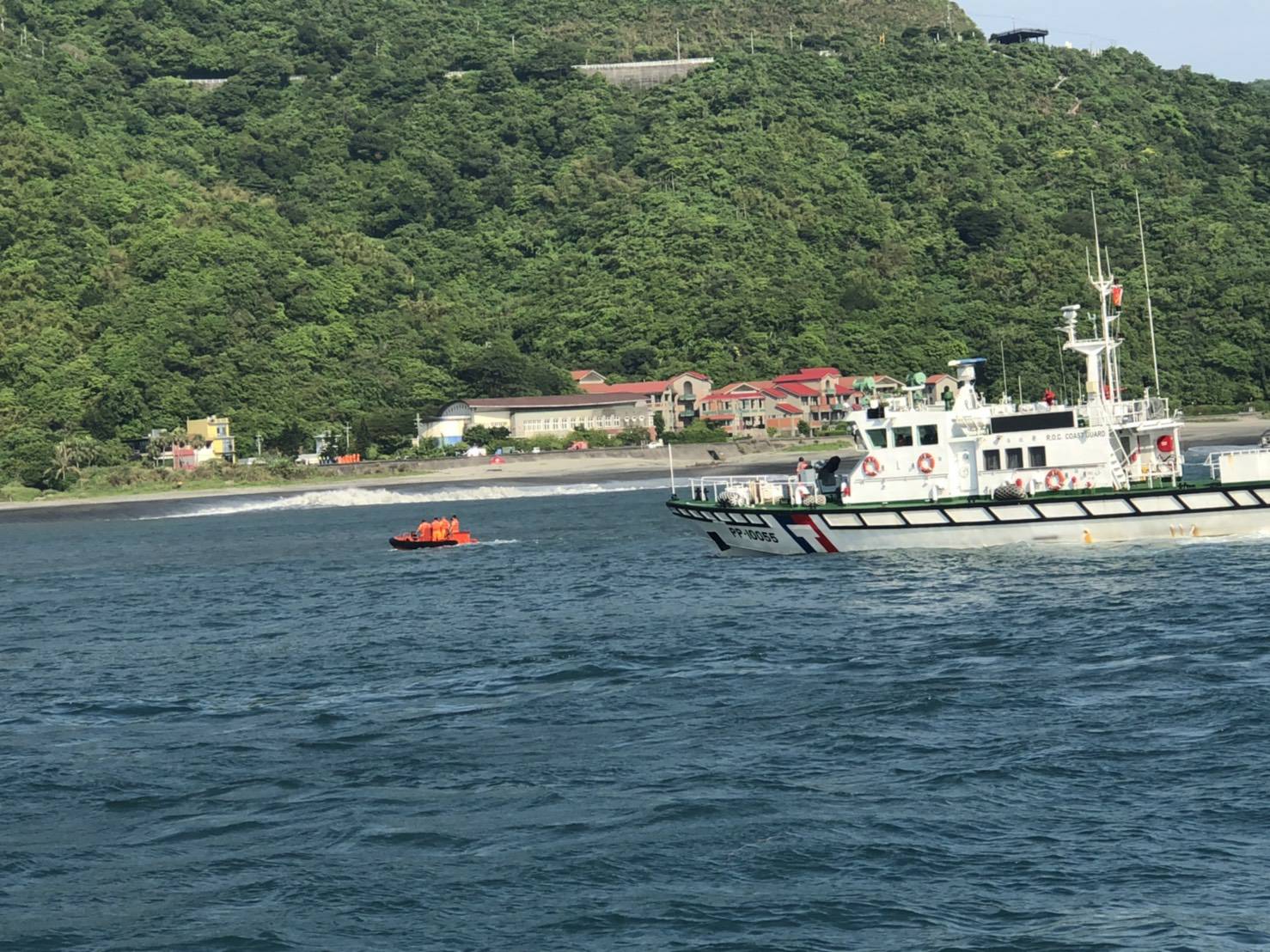 南方澳內埤海域竹筏翻覆 3漁民落海2獲救1罹難