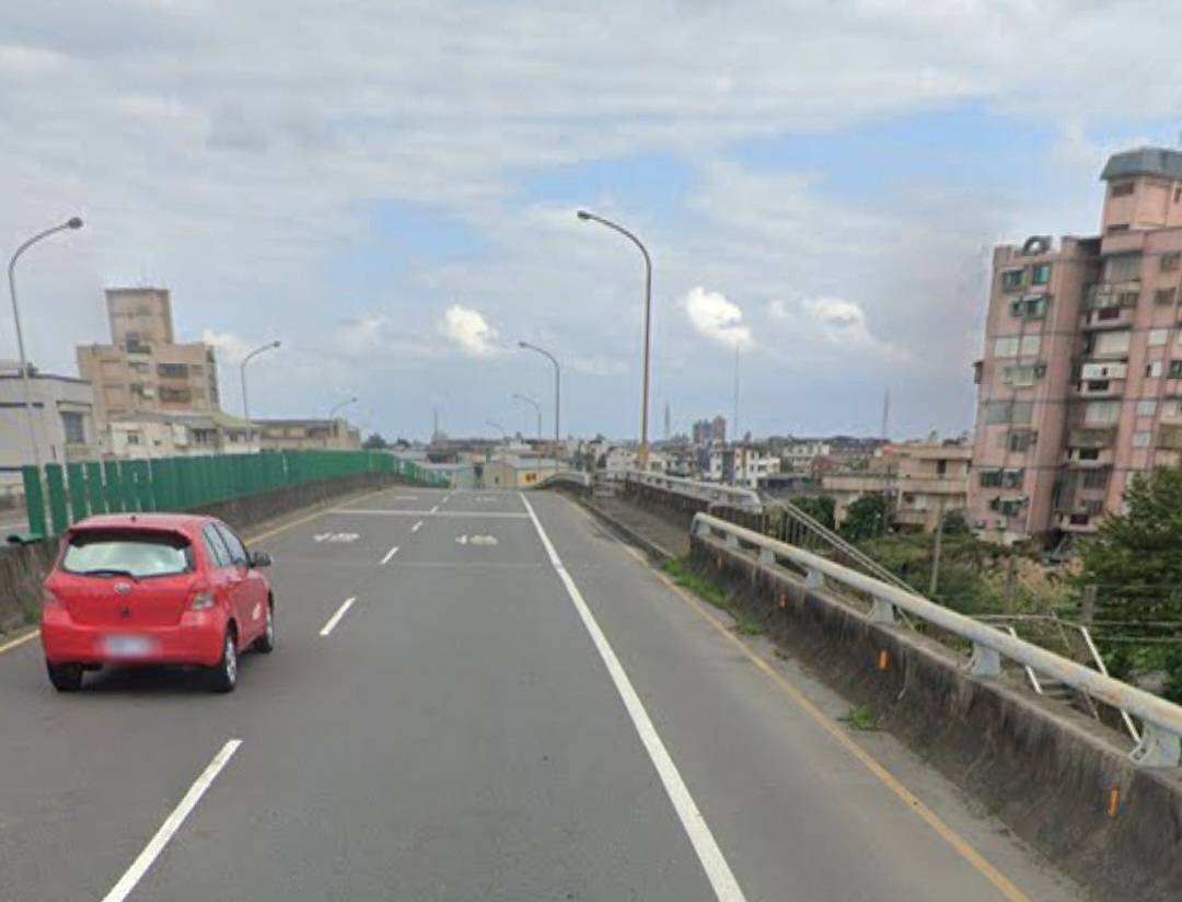 羅東光榮陸橋