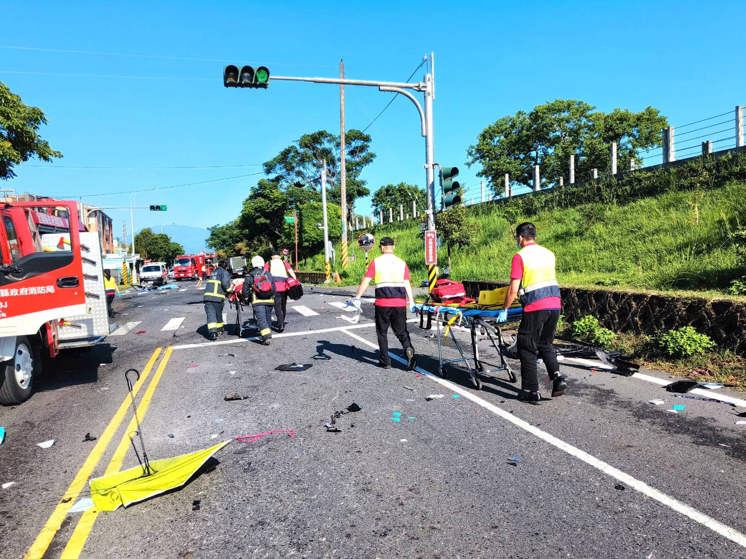 五結溪濱路連環車禍