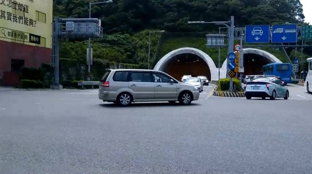 蘇花路廊多路段雍塞