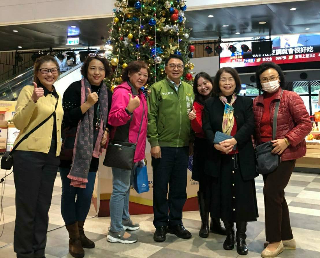 安永心食館點燈祈福