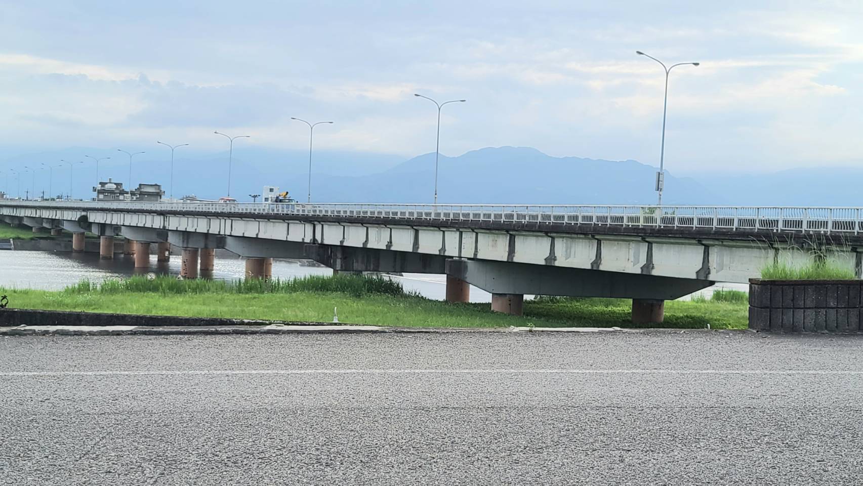 重力取締復興路段違規大型車