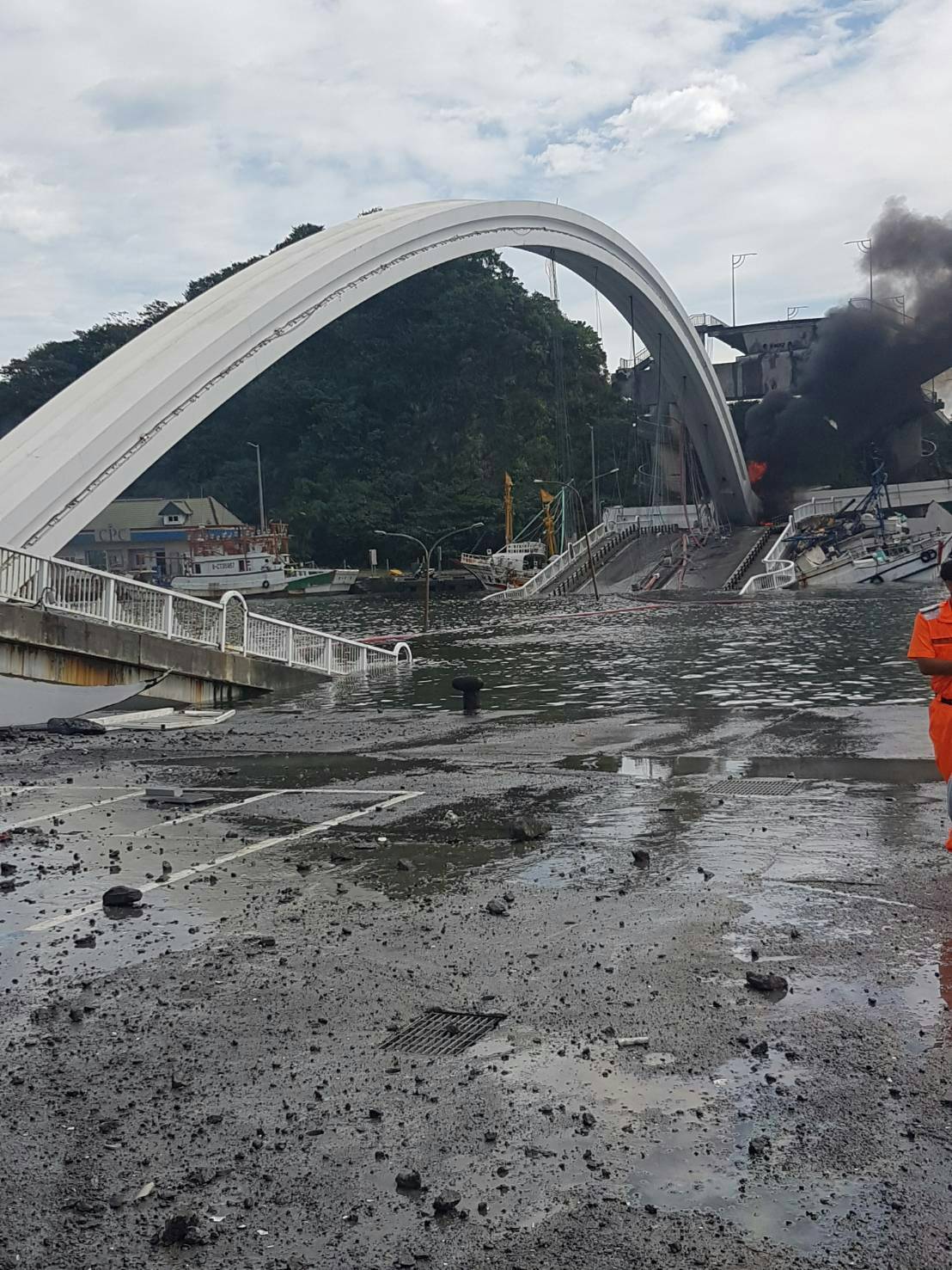 南方澳跨港大橋