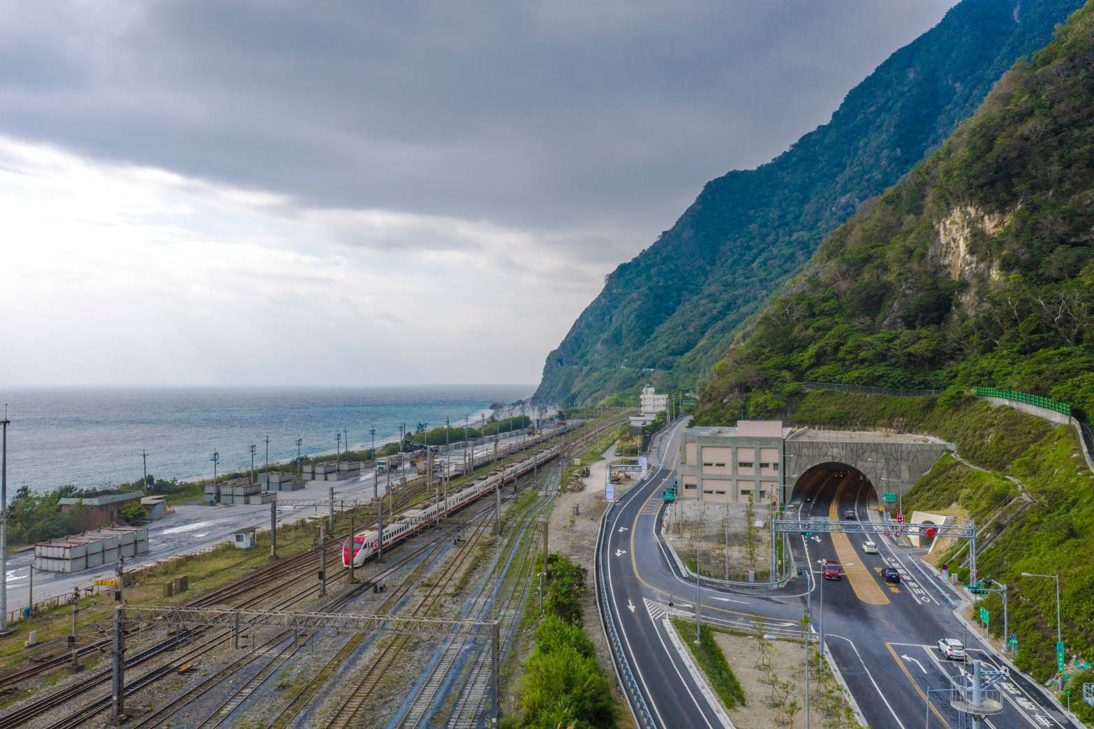 仁水隧道及觀音隧道