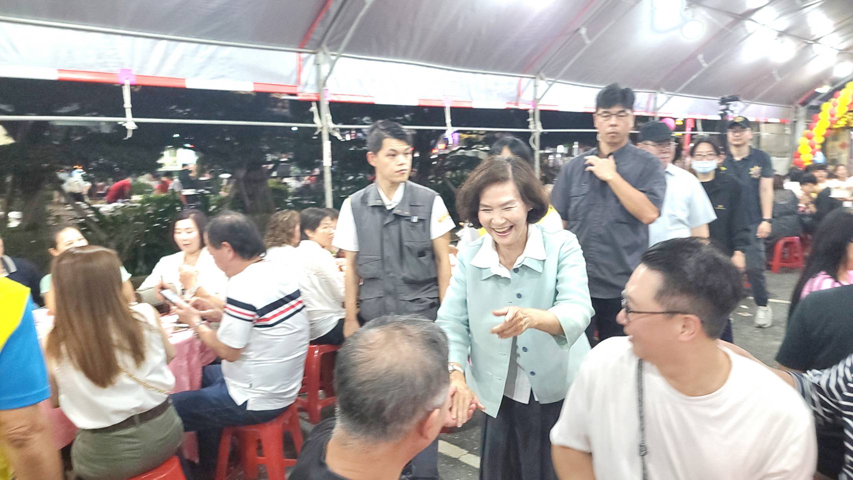 羅東帝爺生呷拜拜