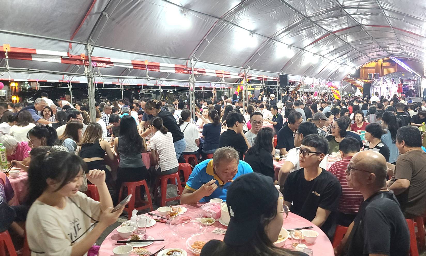 羅東帝爺生呷拜拜