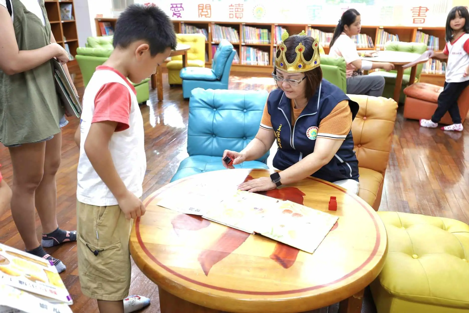 羅東鎮立圖書館