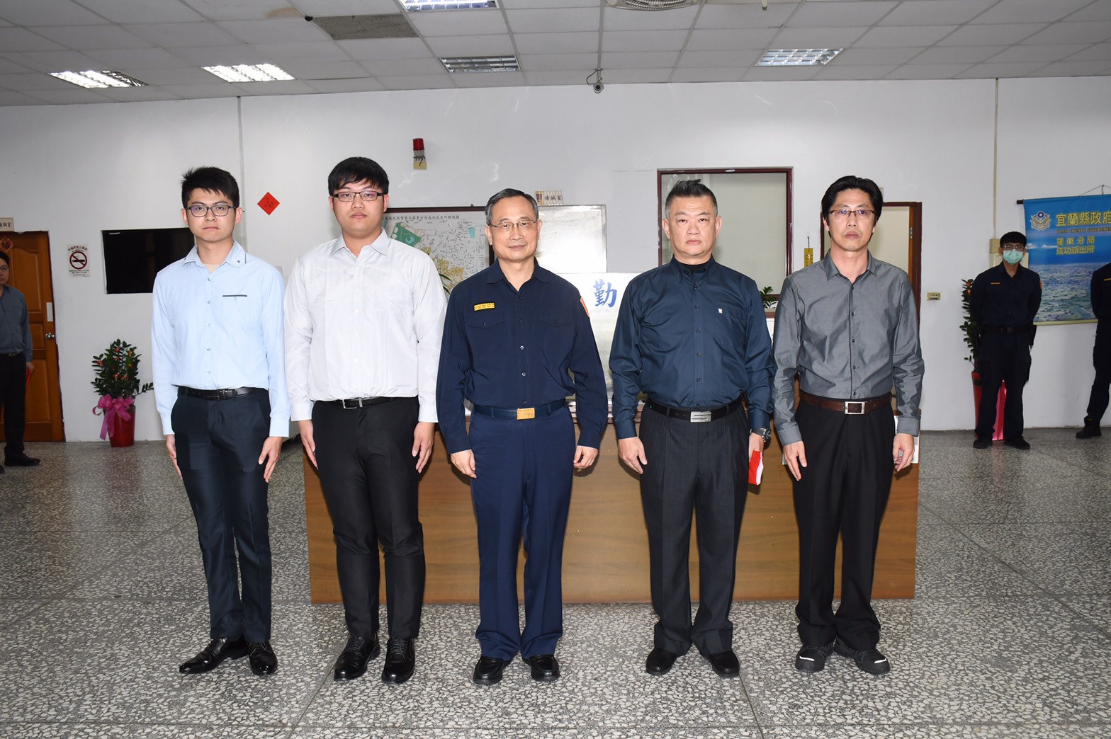 防疫優先治安不打烊 署長陳家欽慰問宜警辛勞