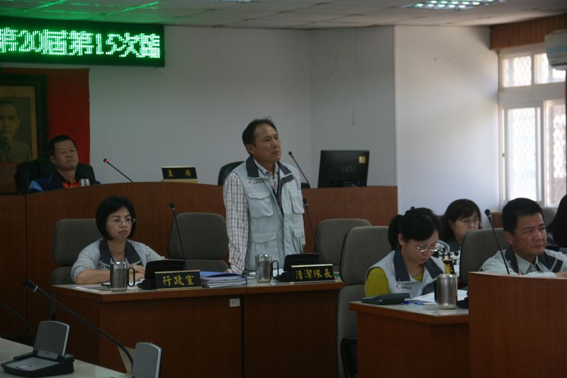 清潔隊長蕭景池百口莫辯被罰站