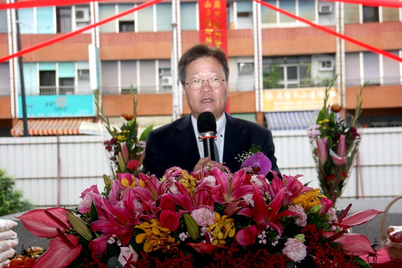 代理縣長陳金德致詞