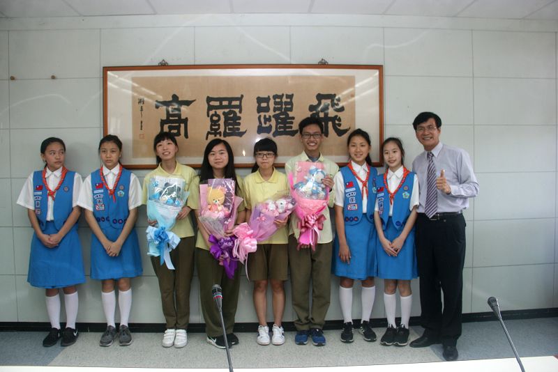 東光國中學妹們以張媄姞，黃政群傑出表現身以為榮
