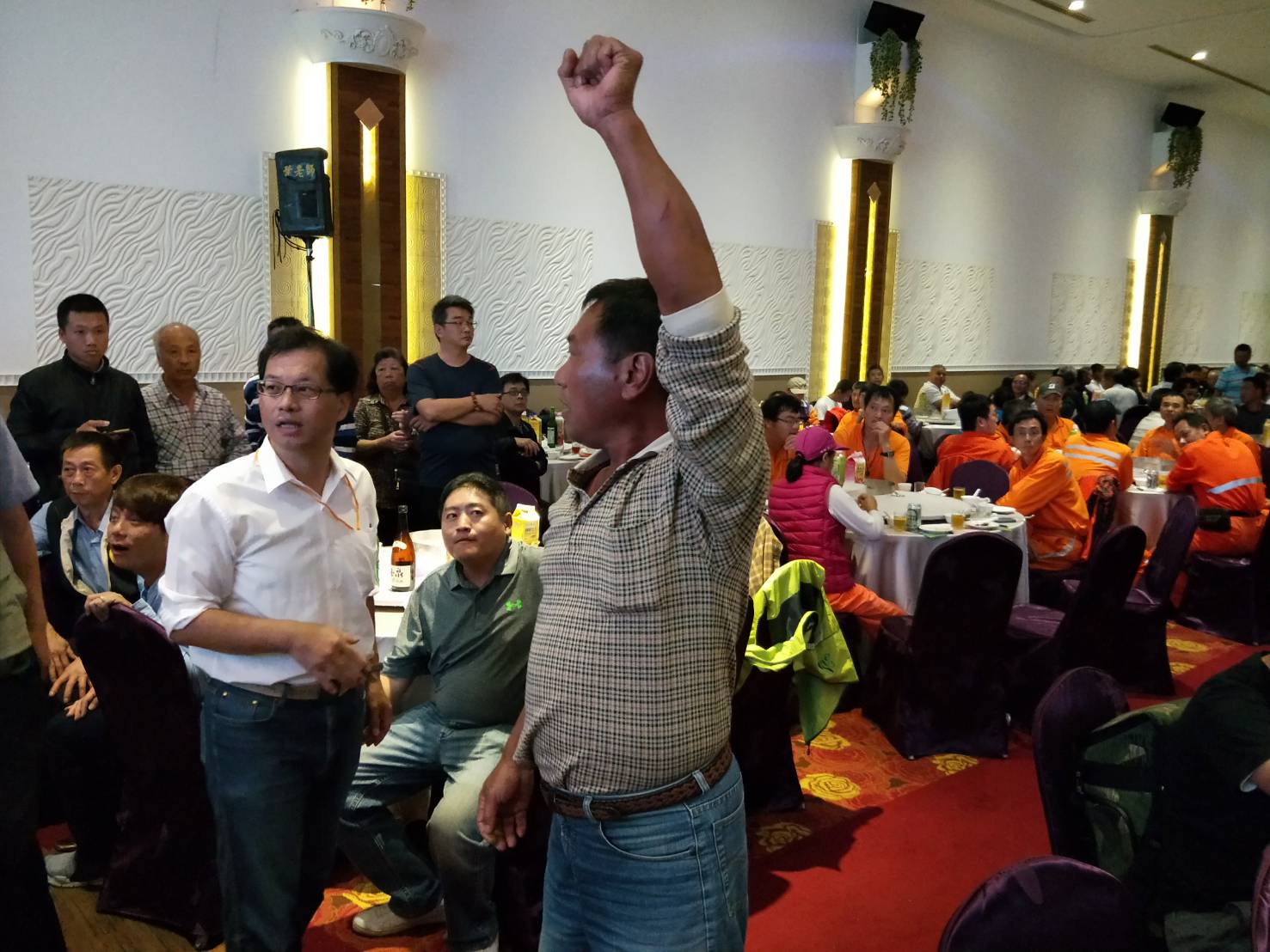 有清潔隊員振臂向縣長陳情引來一場虛驚