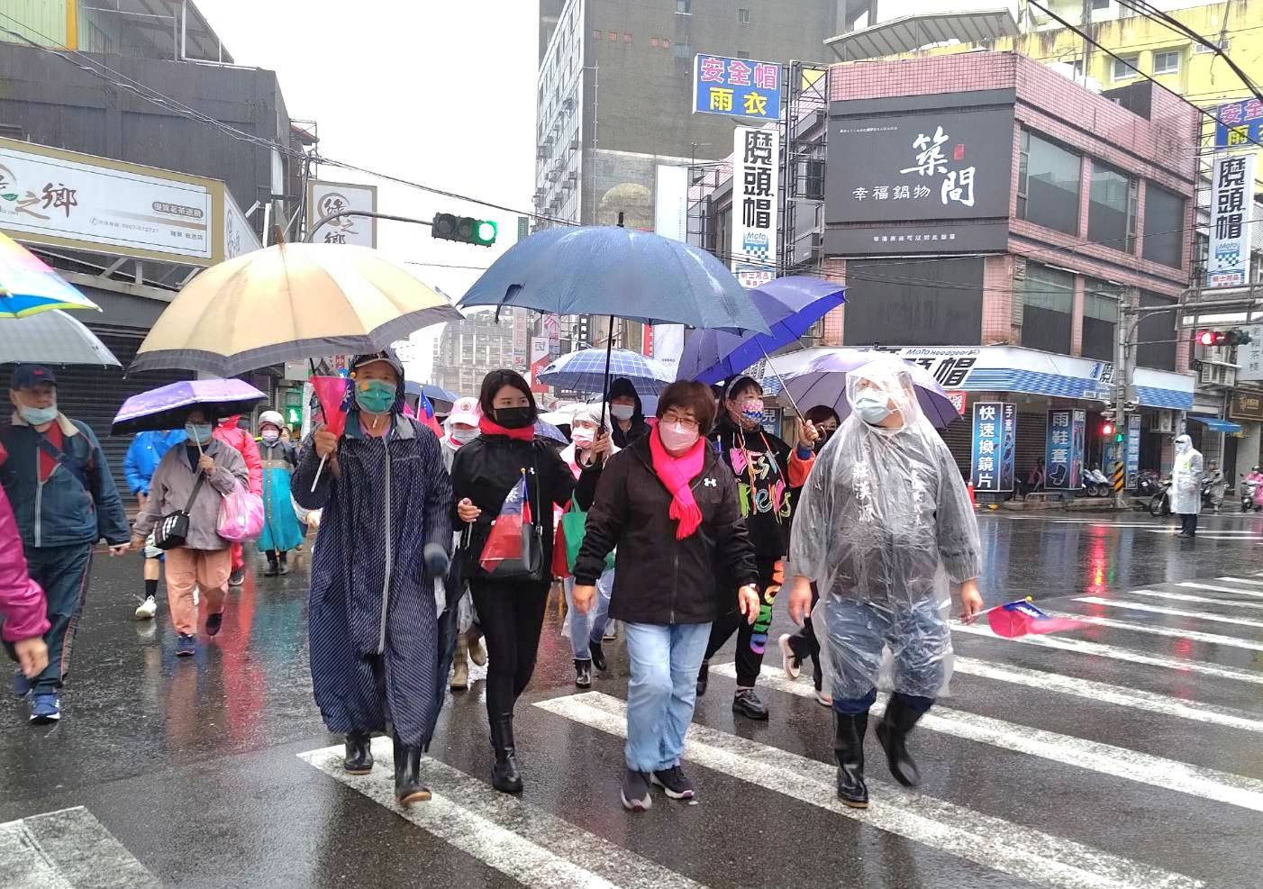 羅東鎮元旦升旗典禮暨健走