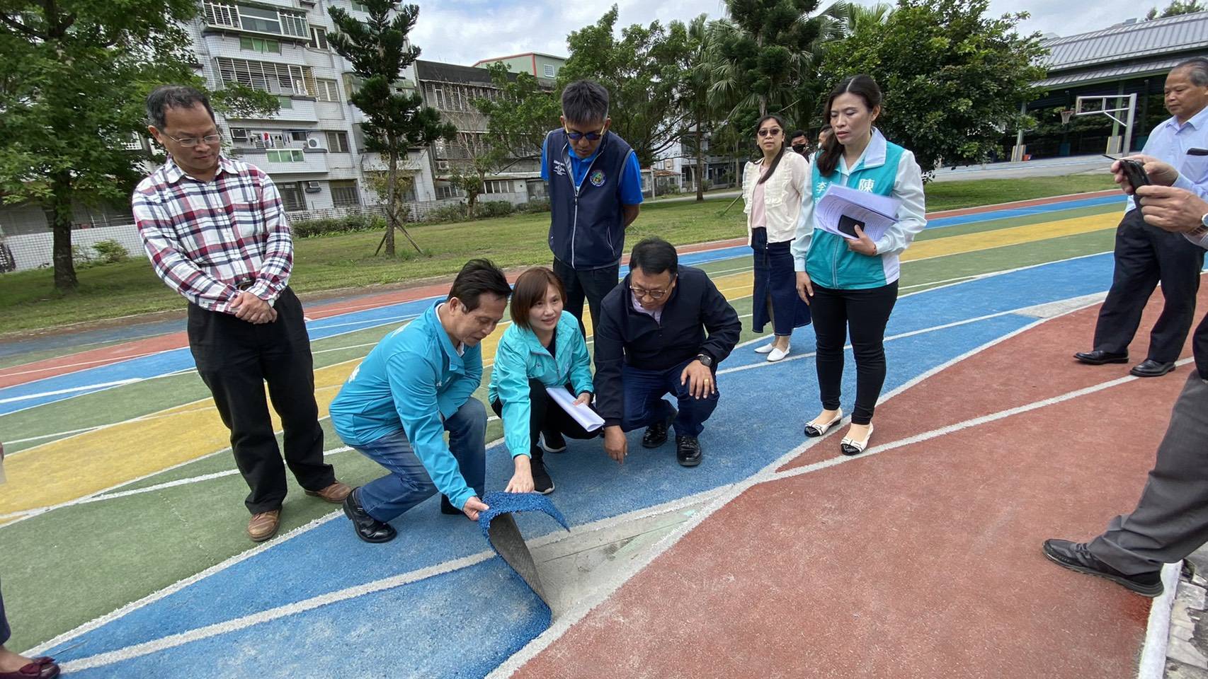 陳歐珀力爭校園改善