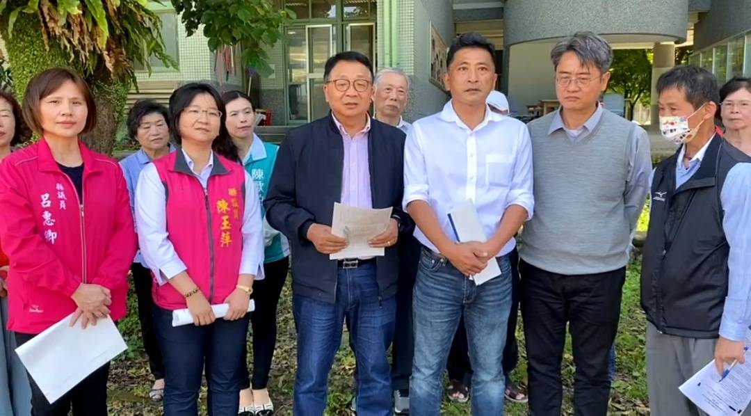陳歐珀力爭校園改善