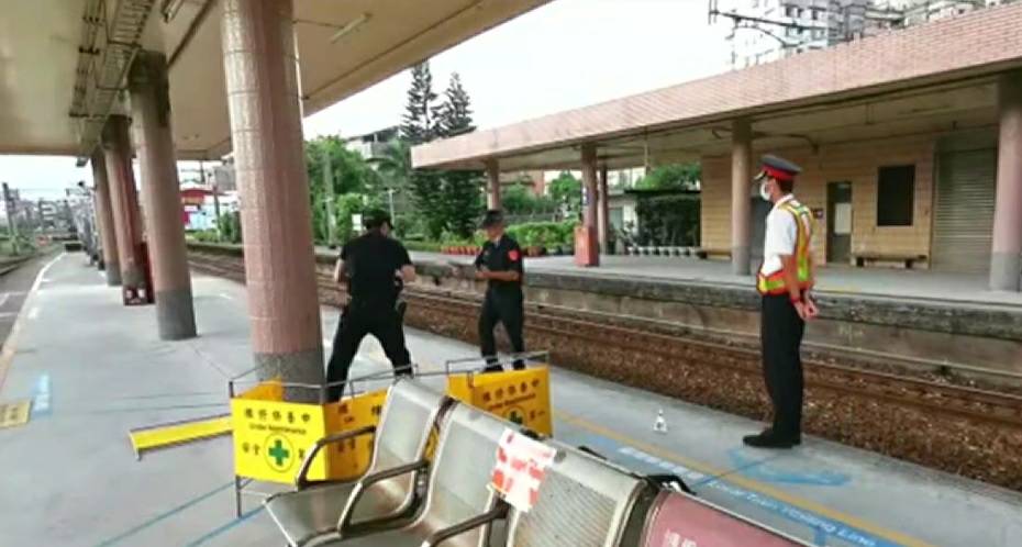 羅東火車站乘客遭撞