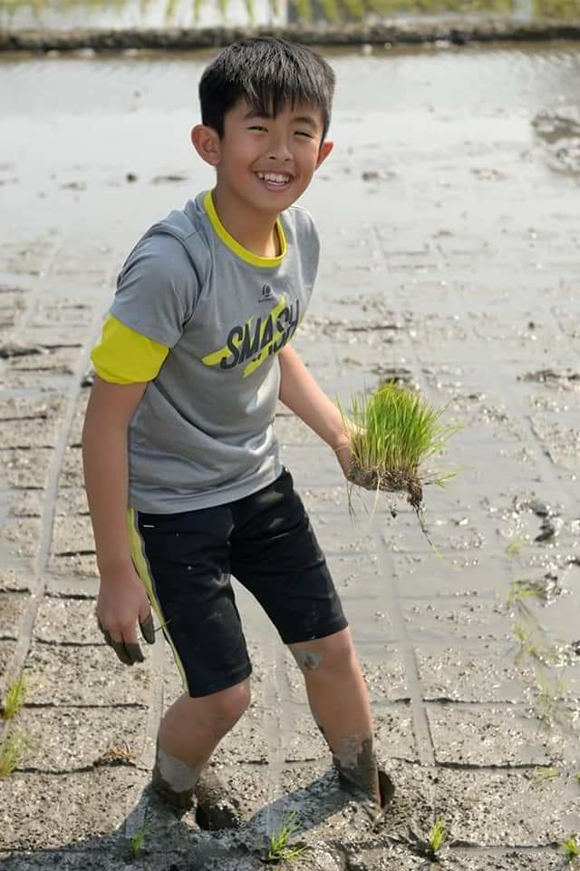 岳明國小學童種米義賣幫偏鄉募書