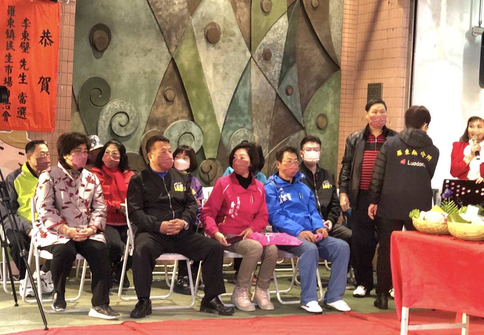羅東鎮年貨市集開賣