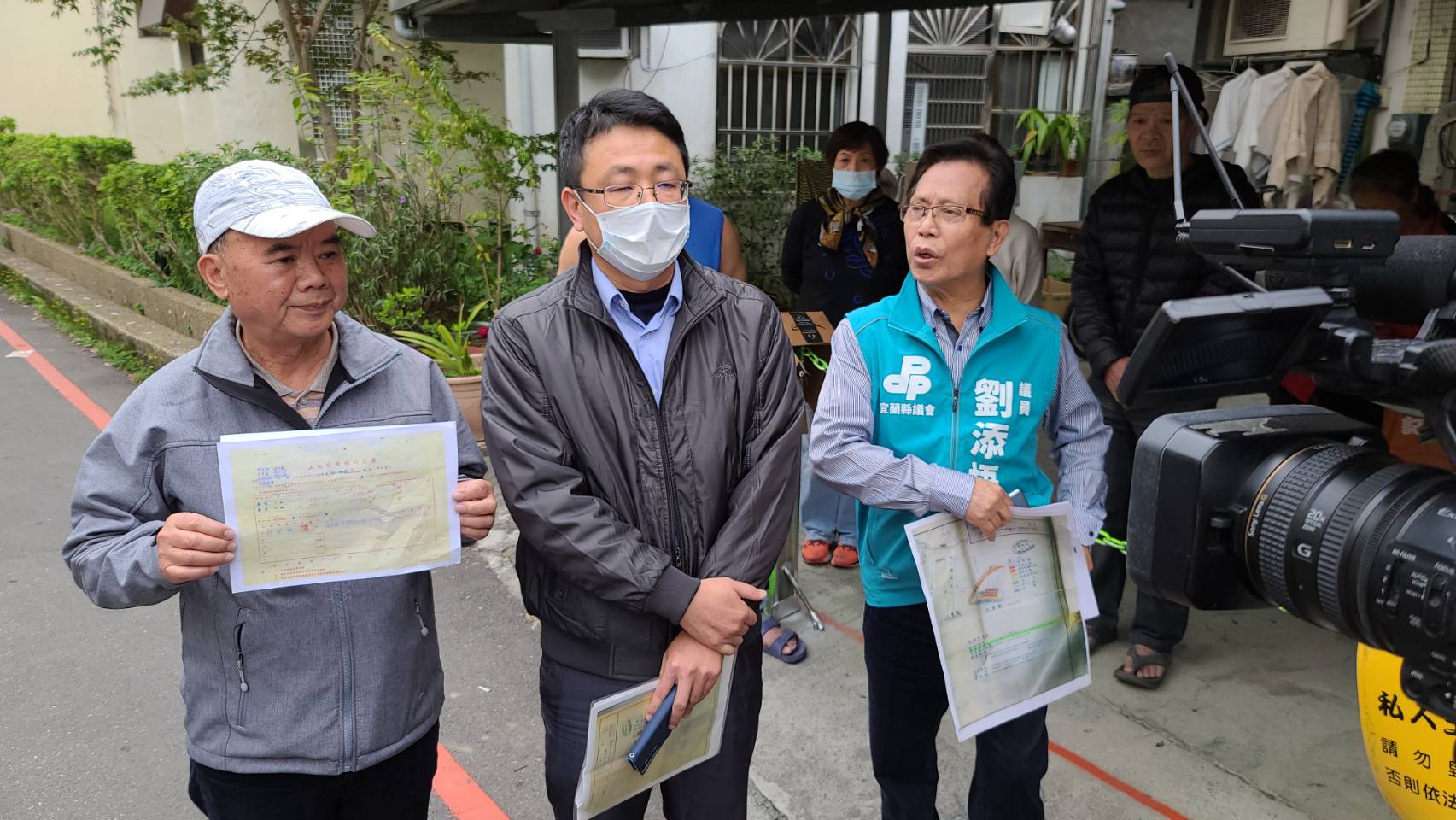 劉添梧議員為樹人路8住戶解圍