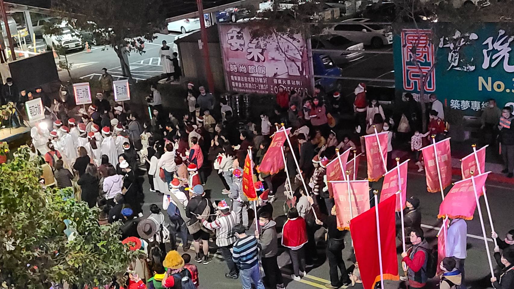 聖誕燈車大遊行