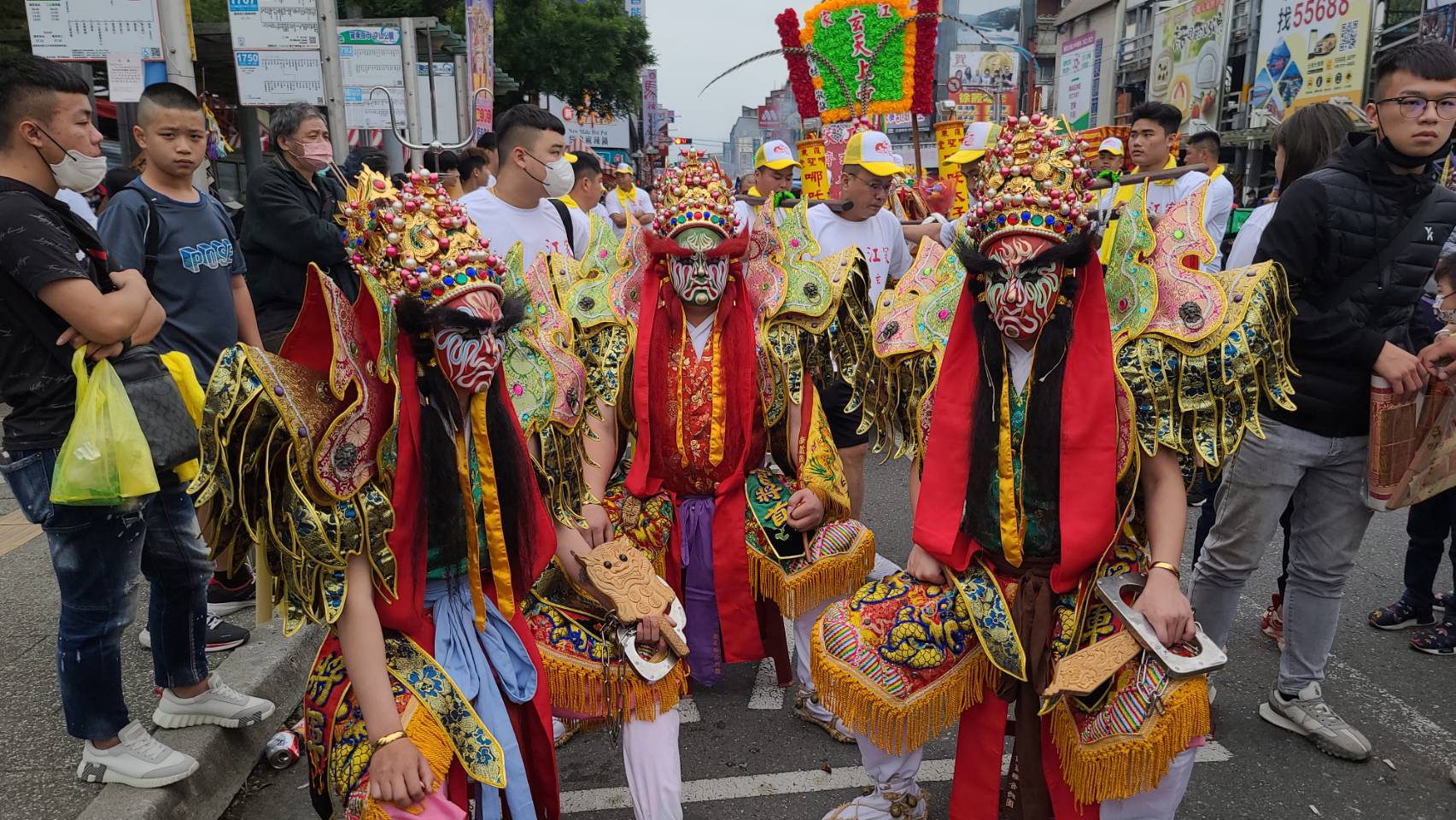 羅東慶祝帝爺生大遶境