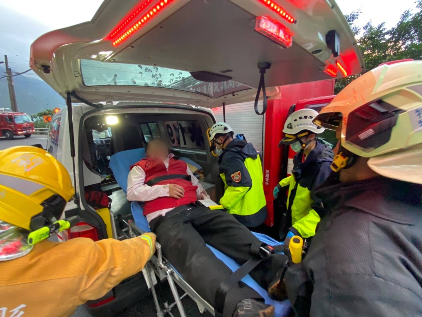 遊覽車蘇花公路