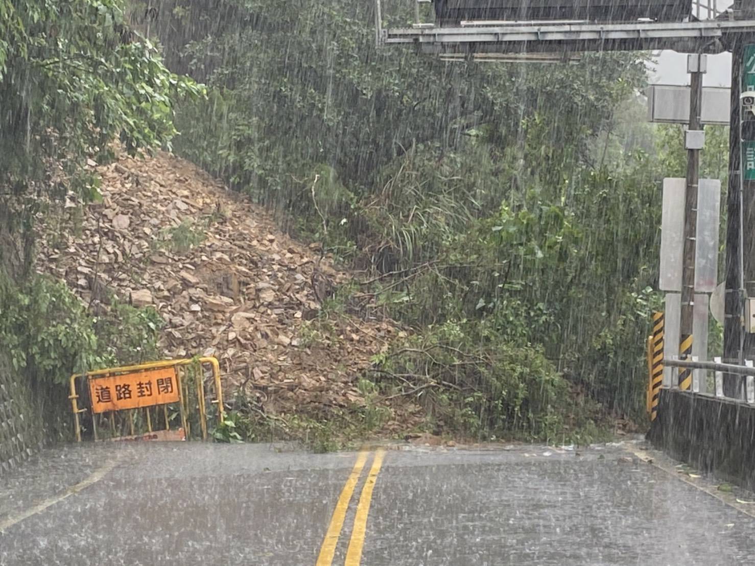 蘇花公路不堪豪雨肆虐