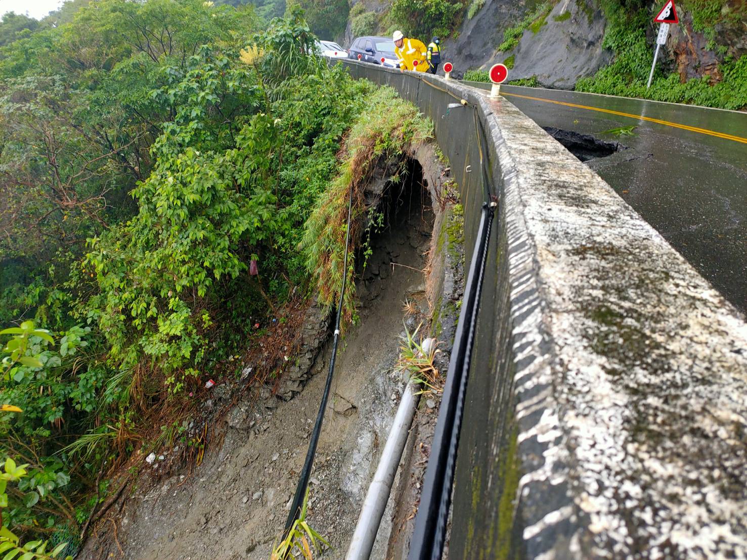  蘇花公路不堪豪雨肆虐